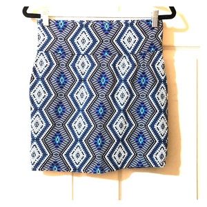 Charlotte Russe Printed Mini Skirt SIZE: LARGE